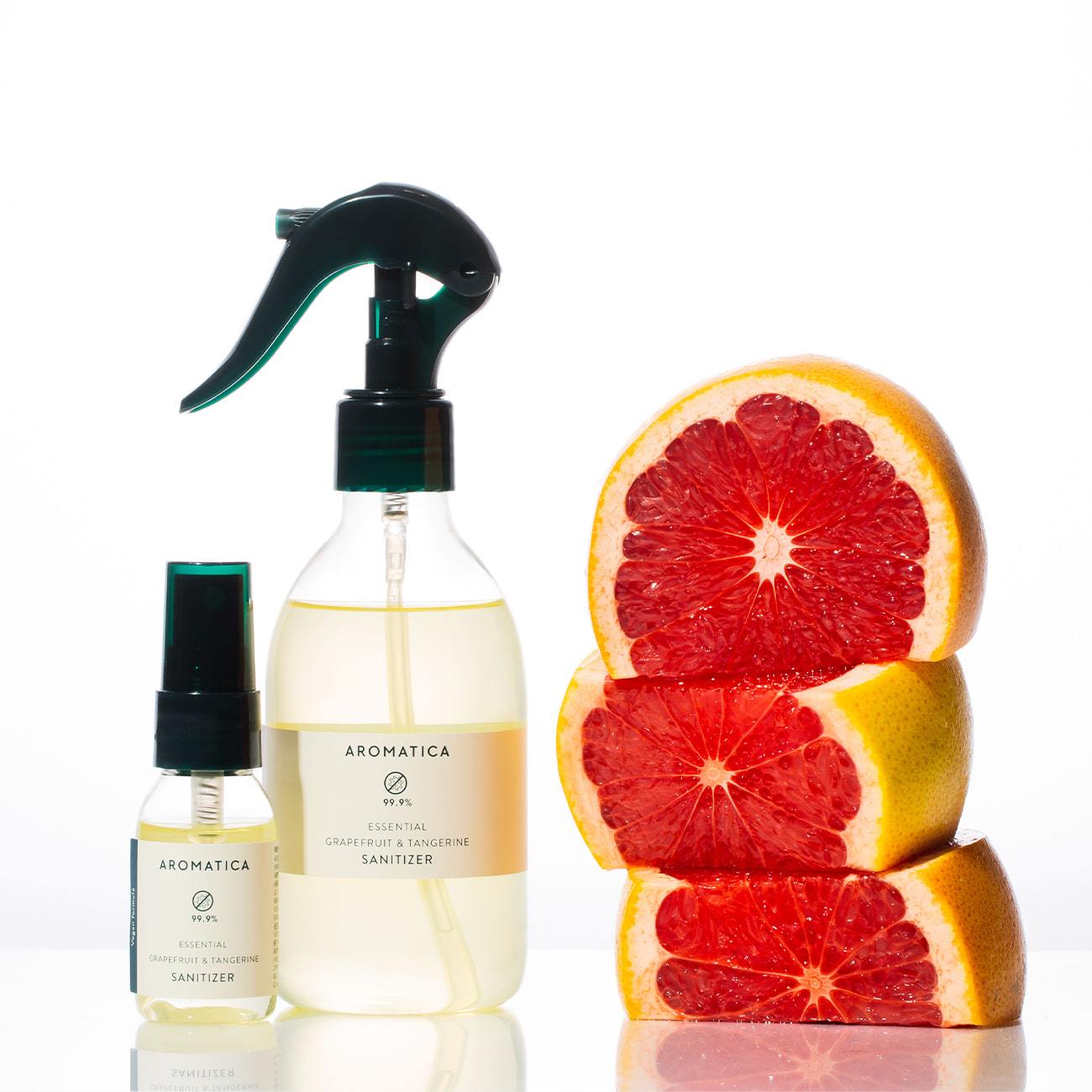 Essential Sanitizer Grapefruit & Tangerine 200Ml