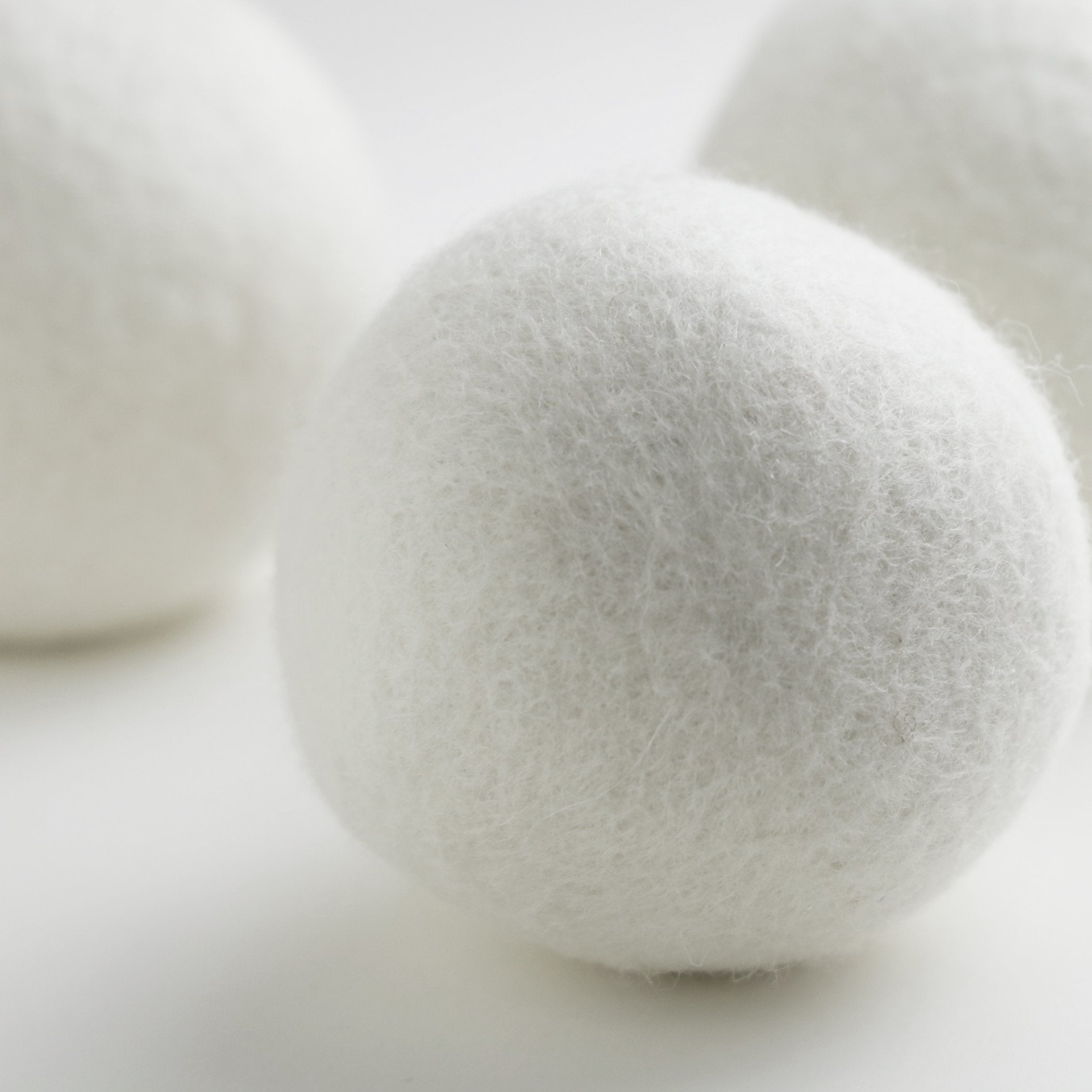 Laundry Wool Felt Dryer Ball - 8cm white